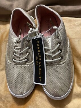 Charles Albert Metallic Champagne Lace-Up Women's Sneakers
